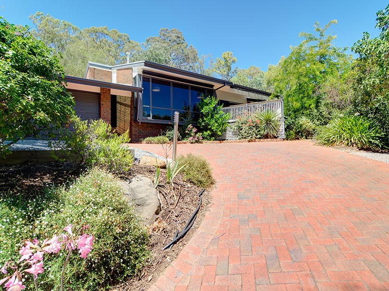 9 Crowsnest Court, Coromandel Valley SA 5051