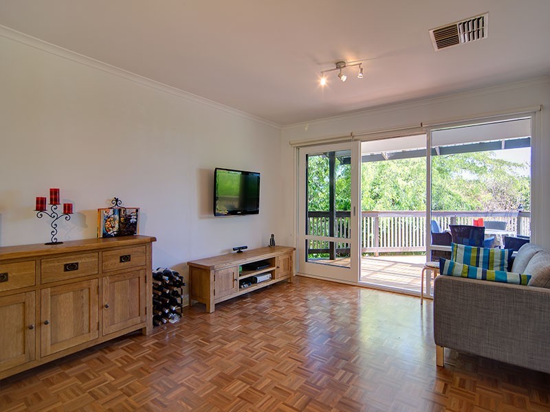 9 Crowsnest Court, Coromandel Valley SA 5051