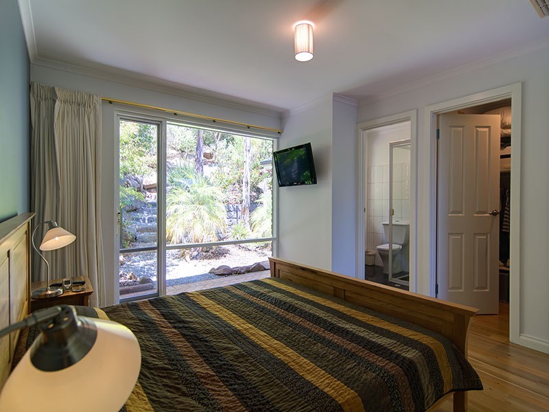 9 Crowsnest Court, Coromandel Valley SA 5051