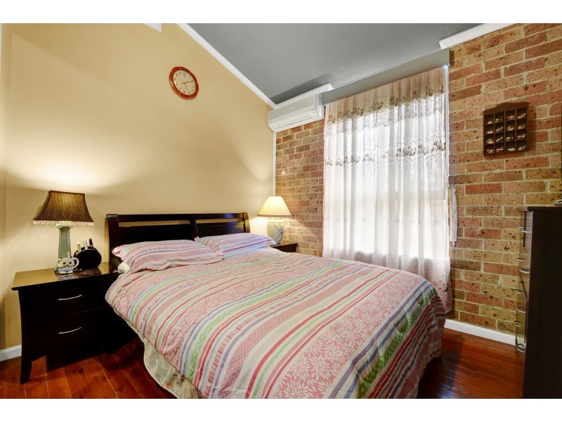 3 Robin Place, Ingleburn NSW 2565