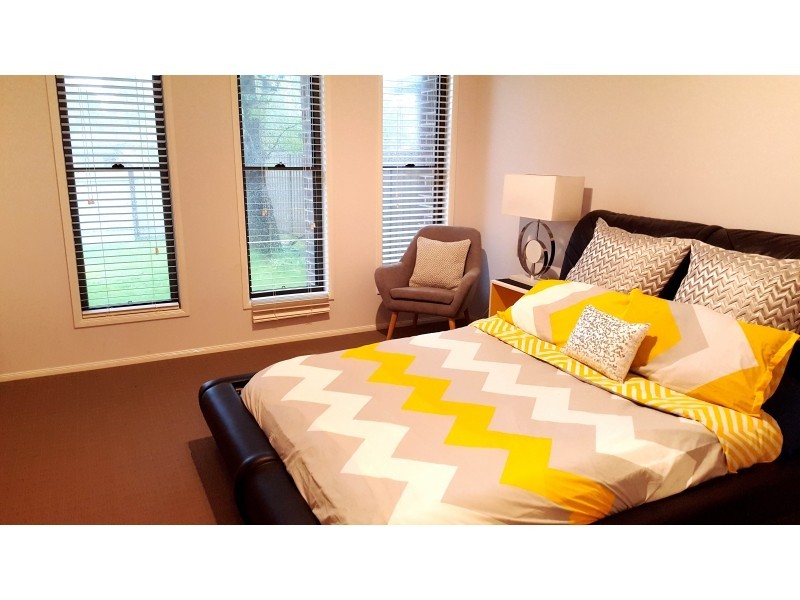 30 Ellam Drive, Seven Hills NSW 2147