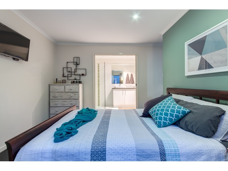 60 Frogmouth Circuit, Mountain Creek QLD 4557