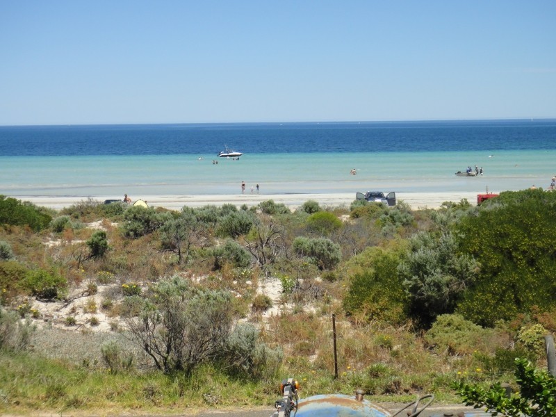 5 Esplanade, North Beach SA 5556