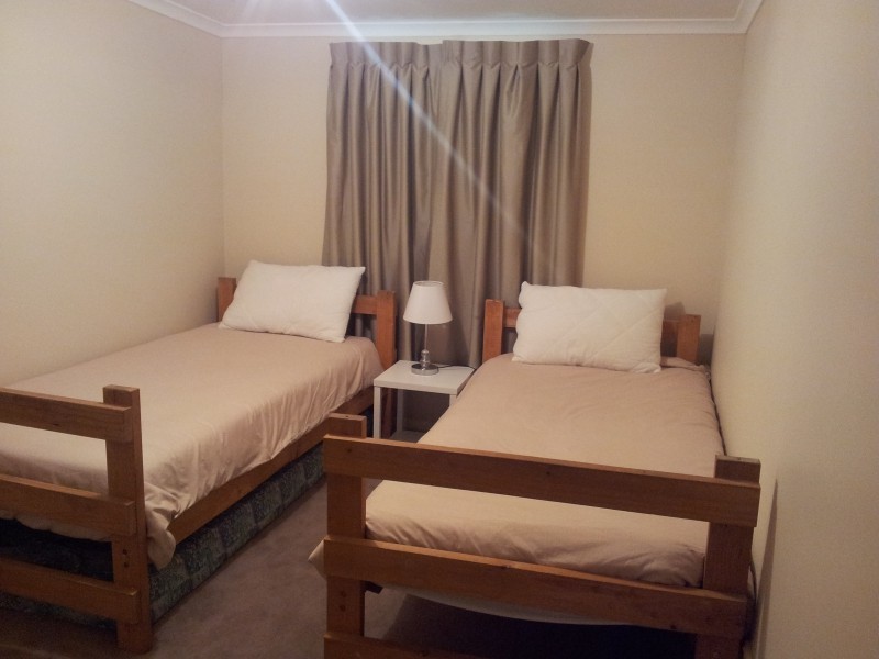 5 Esplanade, North Beach SA 5556