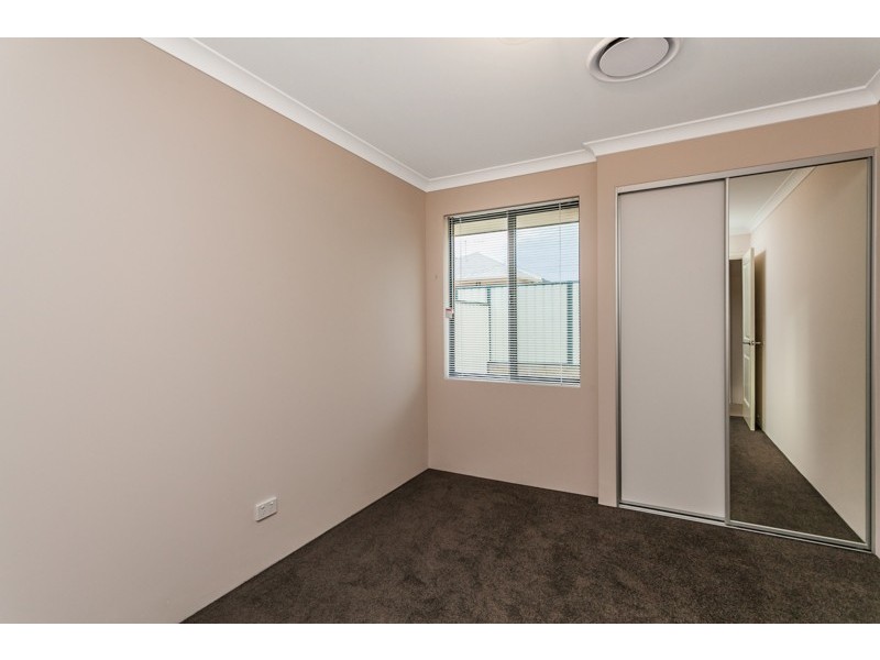 39 Gaebler Road, Hammond Park WA 6164