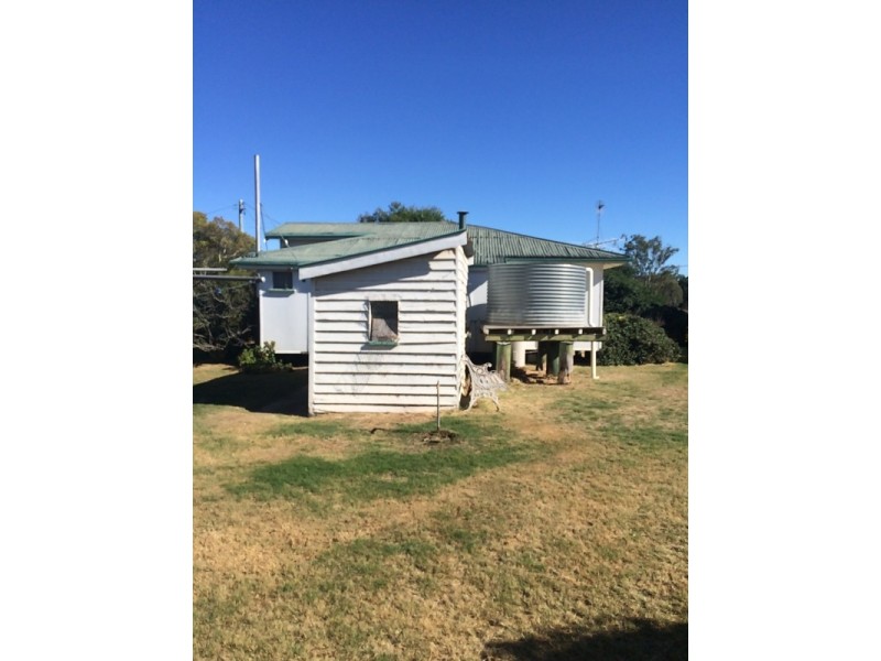 103 Colamba Street, Chinchilla QLD 4413