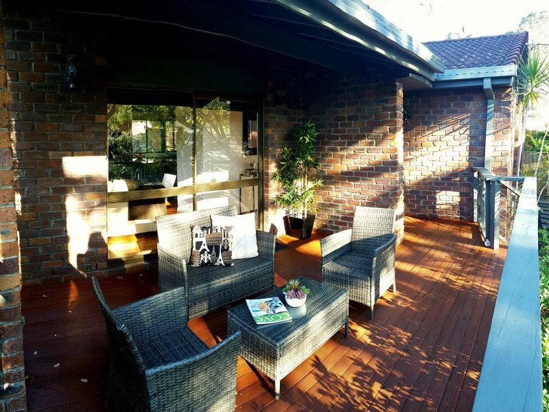 19 Oakington Street, Fig Tree Pocket QLD 4069