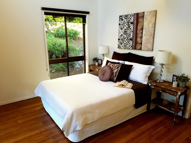 19 Oakington Street, Fig Tree Pocket QLD 4069