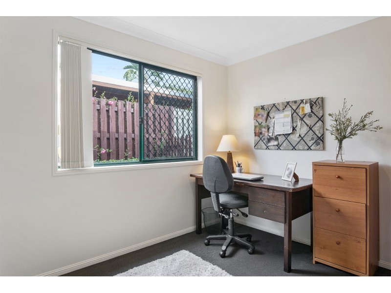 1/146 Greenacre Drive, Parkwood QLD 4214