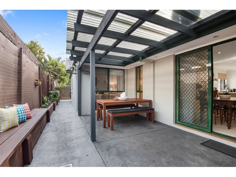 1/146 Greenacre Drive, Parkwood QLD 4214