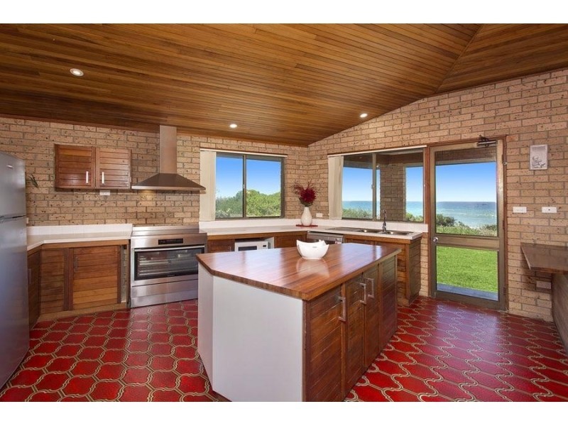 24 Lewis Street, Old Bar NSW 2430
