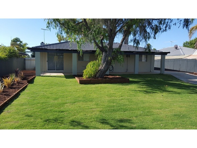 9 Mangles Street, Warnbro WA 6169