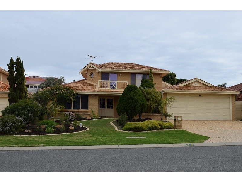 11 Tees Court, Mindarie WA 6030