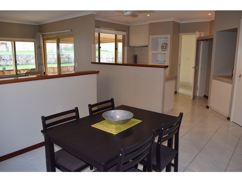 11 Tees Court, Mindarie WA 6030