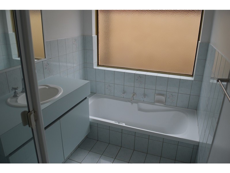 11 Tees Court, Mindarie WA 6030