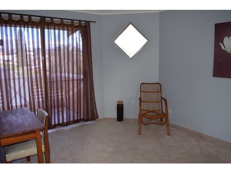 11 Tees Court, Mindarie WA 6030