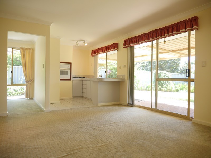 11 Tangerine Close, Seville Grove WA 6112