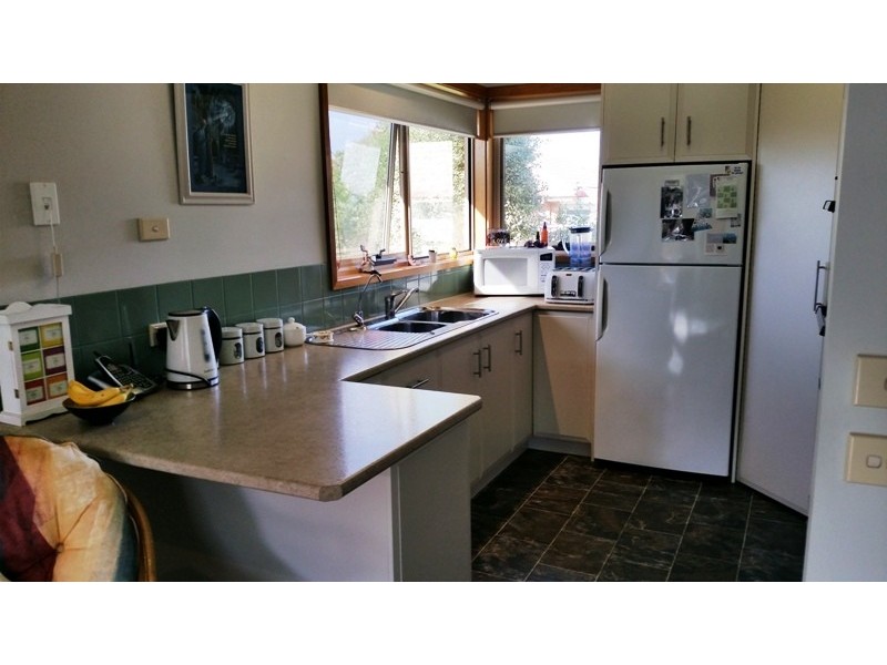 18/1 Seahaven Crescent, Shearwater TAS 7307