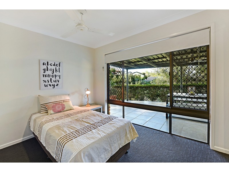 4 Chatswood court, Robina QLD 4226