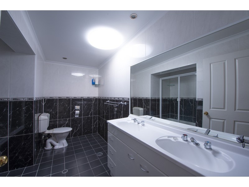 6-8 Pollen Court, Park Ridge South QLD 4125