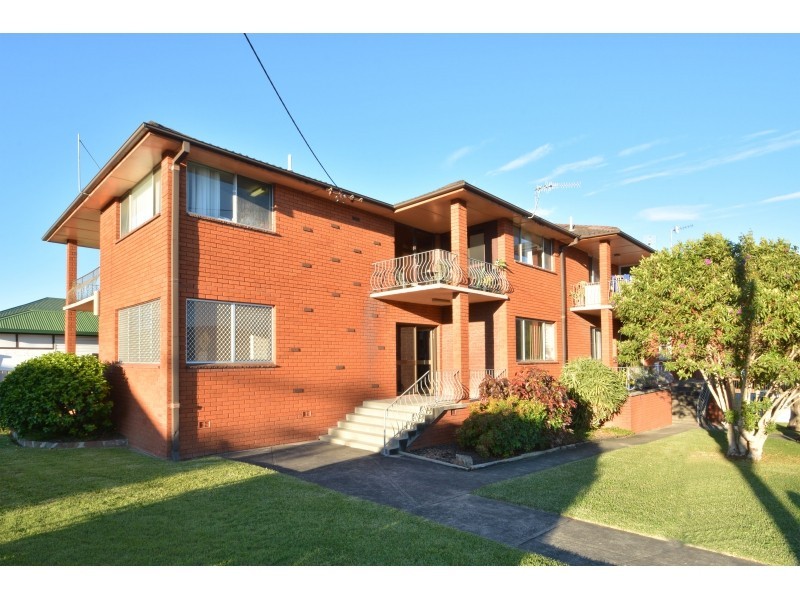 1/8 Mandalong Road, Adamstown NSW 2289