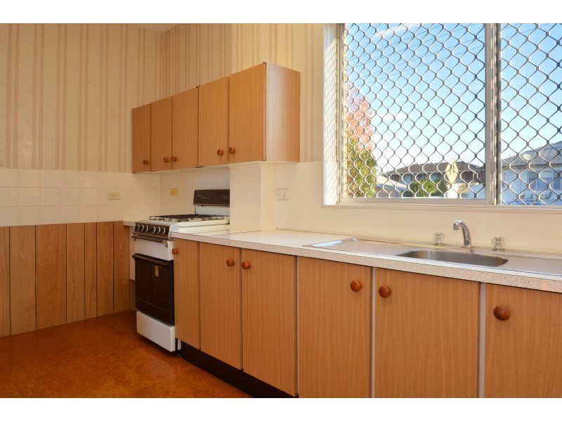 1/8 Mandalong Road, Adamstown NSW 2289