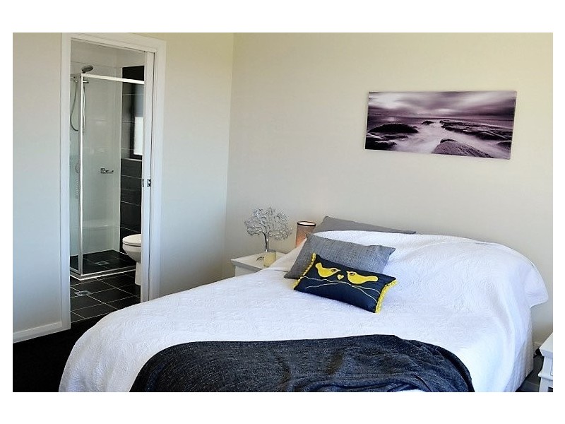 87 Golden Wattle Drive, Ulladulla NSW 2539