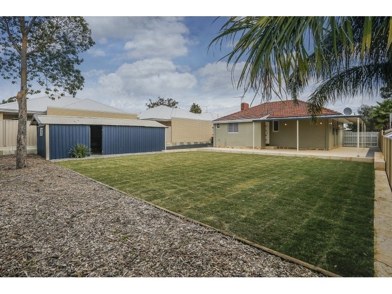 24 Burdham Way, Balga WA 6061