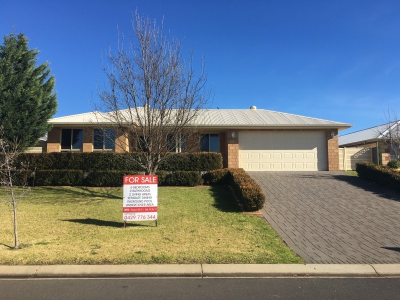 8 Merion Way, Dubbo NSW 2830