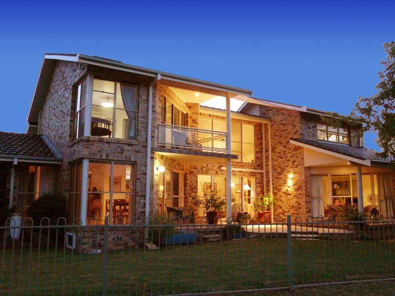 4 Cobb and Co Circuit, Tamworth NSW 2340