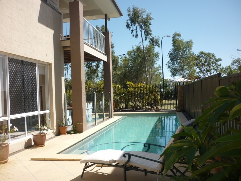 52 Lionheart Crescent, Newport QLD 4020