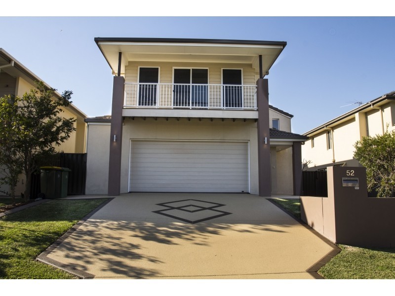 52 Lionheart Crescent, Newport QLD 4020