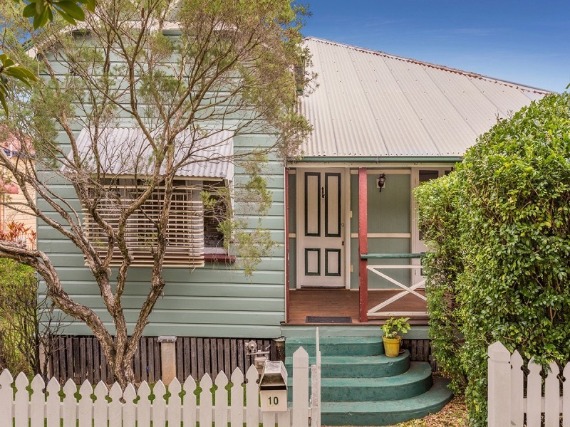 10 Rosslyn Street, East Brisbane QLD 4169