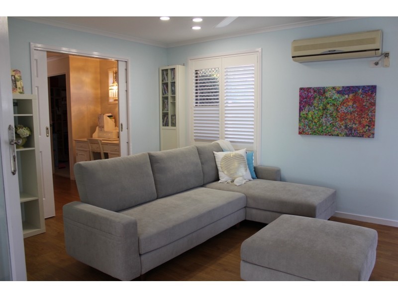 27 Paramount Circuit, Mcdowall QLD 4053