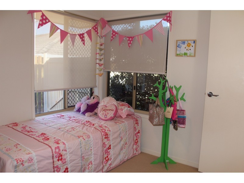 27 Paramount Circuit, Mcdowall QLD 4053