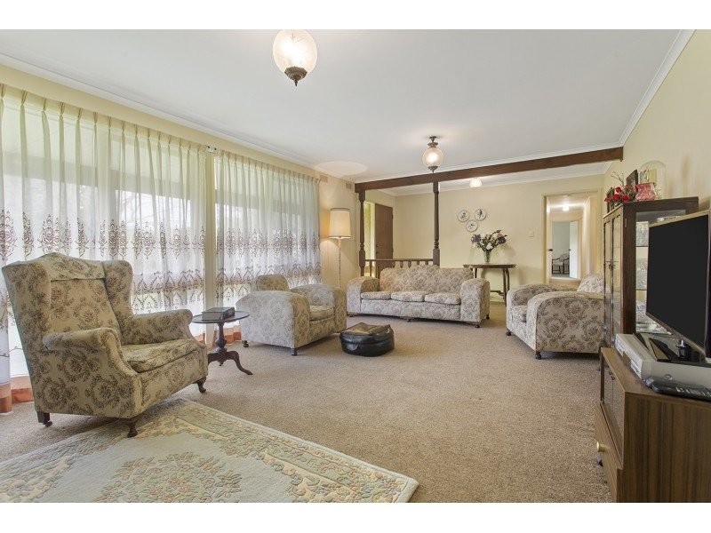 49 Ryan Road, Pakenham VIC 3810