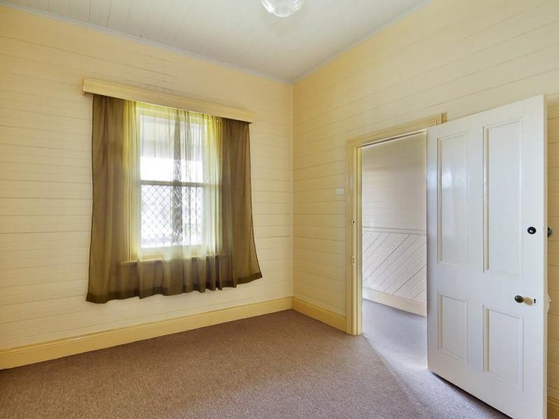 185 Broadmeadow Road, Broadmeadow NSW 2292