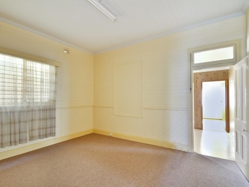 185 Broadmeadow Road, Broadmeadow NSW 2292