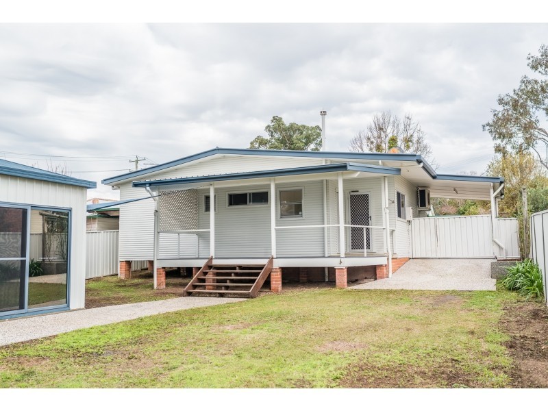 1 Burri Street, Taree NSW 2430