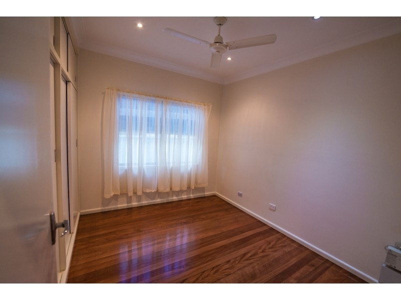 1 Burri Street, Taree NSW 2430