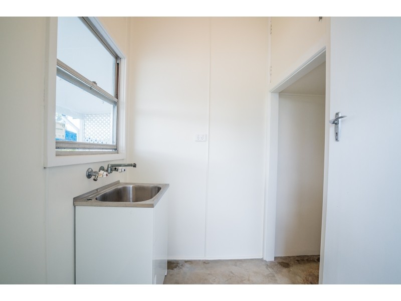 1 Burri Street, Taree NSW 2430