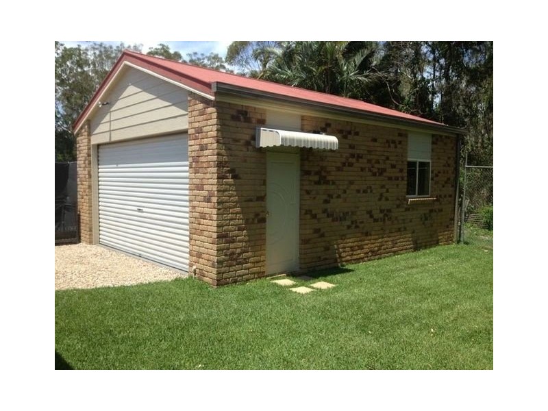 135 Main Street, Redland Bay QLD 4165