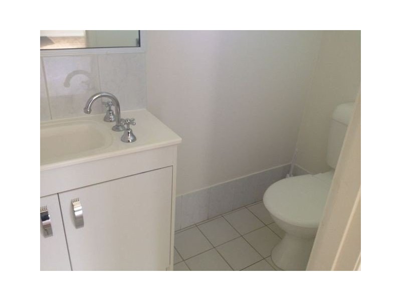 135 Main Street, Redland Bay QLD 4165