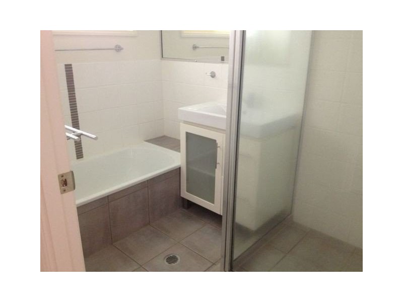 135 Main Street, Redland Bay QLD 4165