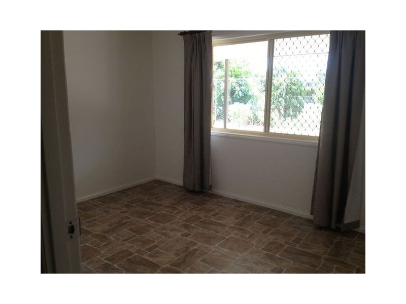 135 Main Street, Redland Bay QLD 4165