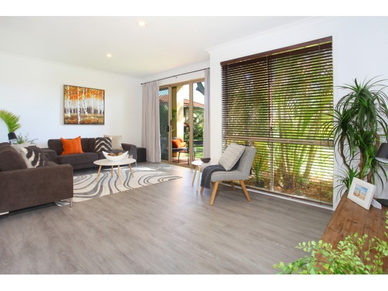 74/152 Palm Meadows Drive, Carrara QLD 4211