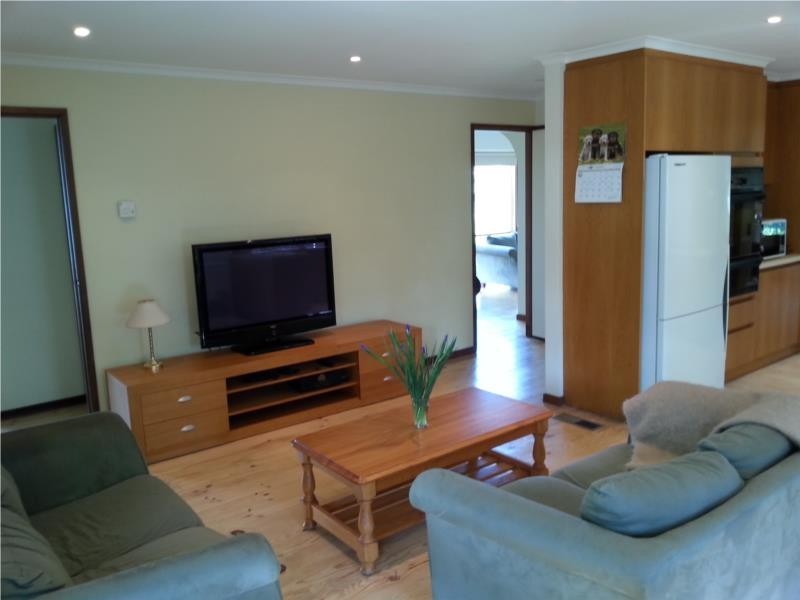 28 Beresford Drive, Boronia VIC 3155