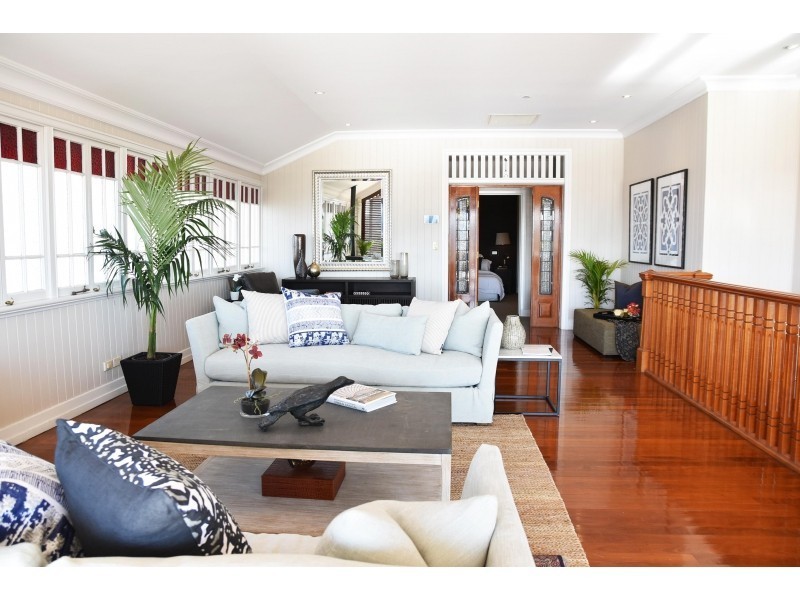 10 Hawthorne Road, Hawthorne QLD 4171