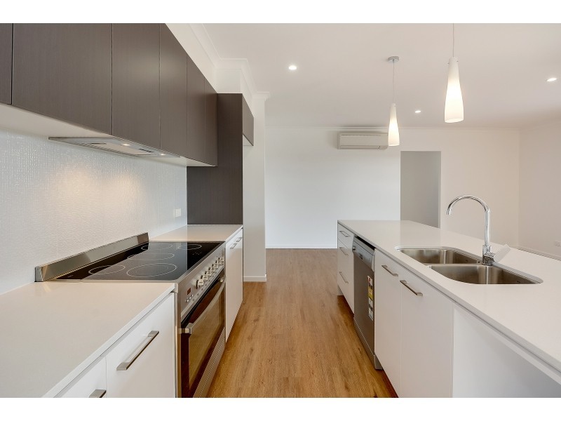 3 Violet Street, Caloundra West QLD 4551