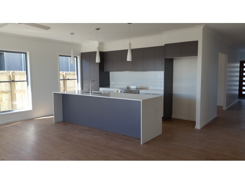 3 Violet Street, Caloundra West QLD 4551